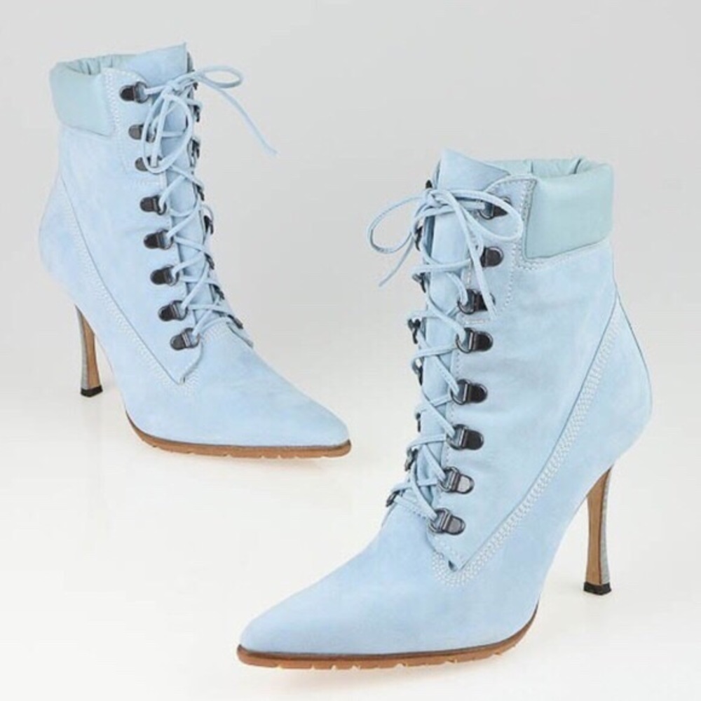 Timberland-style heel boots